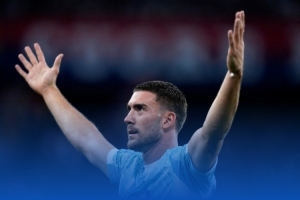 弗拉霍維奇：我會專注于比賽和訓(xùn)練，希望在尤文贏得更多獎(jiǎng)杯