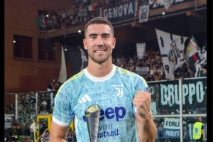 替補(bǔ)頭槌打進(jìn)制勝球！官方：弗拉霍維奇當(dāng)選尤文vs熱那亞全場最佳