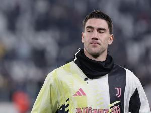 記者：DV9想明夏免簽?zāi)?000萬簽字費和1000萬年薪，國米已聯(lián)系他