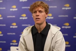 辛納：我會(huì)在中網(wǎng)嘗試改變而不去想勝負(fù)，目標(biāo)是上海大師賽和年終