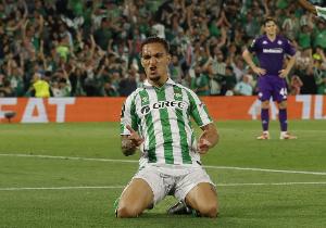 支持一波？西媒：安東尼將在貝蒂斯推出個(gè)人服裝品牌ILUMINADO