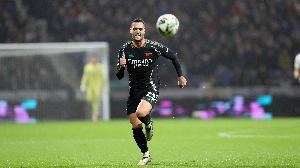 記者：梅里諾在塔帥手下定位仍不明確，莫斯克拉能頂薩利巴的傷缺