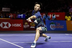 中國(guó)香港羽毛球公開賽：王正行0-2不敵周天成，止步男單首輪