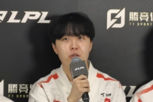 你去把左手干掉！Kanavi：Knight最近狀態(tài)好輕點(diǎn)打 林堅(jiān)會虐你的