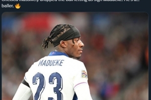 摩根曬照稱贊馬杜埃凱：出色的球員，切爾西賣他看走眼了