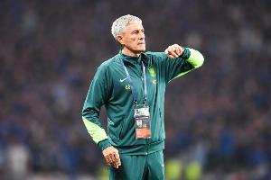 塞蒂恩：我們從賽季初就堅持自己的東西，不會因?qū)κ指淖兗紤?zhàn)術(shù)