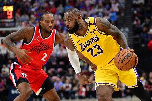 舊事重提！萊昂納德舅舅及其團(tuán)隊曾向猛龍和湖人索要不正當(dāng)利益