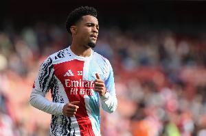 羅馬諾：多特為恩瓦內(nèi)里開出高額轉(zhuǎn)會費(fèi) 藍(lán)軍也有意 阿森納均回絕