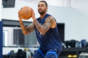 開練&期待新賽季！獨行俠官方曬新援拉塞爾多張訓練照