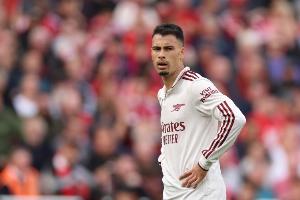 羅馬諾：拜仁3500萬歐報(bào)價(jià)馬丁內(nèi)利，阿森納認(rèn)為球員價(jià)值遠(yuǎn)高于此