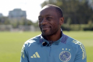 太陽報(bào)：前曼城球員、現(xiàn)阿賈克斯青訓(xùn)教練穆桑帕涉嫌稅務(wù)欺詐被捕