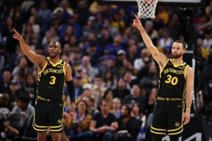 總決賽2-2時(shí)選保羅還是庫里？楊毅：都不選 喬丹or詹姆斯我選喬丹