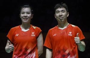 中國香港羽毛球公開賽：娃卉組合擊敗對手，跟鳳凰組合會師決賽