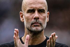 兩連敗的曼城接下來要面臨三場硬仗....曼聯(lián) 那不勒斯 阿森納