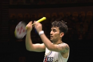 將戰(zhàn)李詩灃！拉克什亞-森晉級中國香港羽毛球公開賽男單決賽