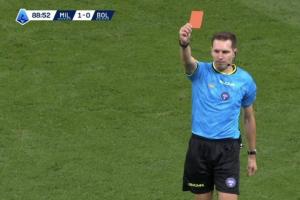 米蘭遭多處爭議判罰：普利西奇被拉倒+恩昆庫兩連倒地未判點