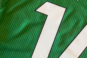 開啟新篇章！貝蒂斯曬阿姆拉巴特簽約、亮相視頻