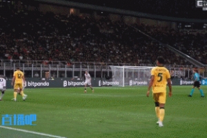 沒有點球！普利西奇禁區(qū)被防守球員拉倒，VAR沒有介入回看