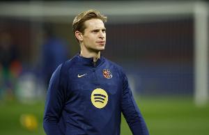 巴薩官方：德容傷愈歸隊(duì)，進(jìn)入歐冠對陣紐卡大名單