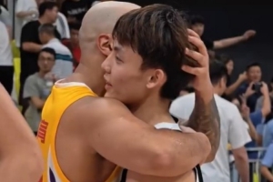 用實(shí)力贏得對(duì)手的贊賞！墨爾本老虎隊(duì)賽后向徐杰表達(dá)由衷的贊美