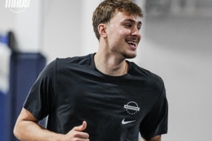 期待新賽季！獨行俠曬訓(xùn)練照：狀元弗拉格&華盛頓&新援拉塞爾在列