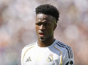 六臺(tái)：阿隆索希望輪換陣容，公布首發(fā)之前曾與維尼修斯溝通