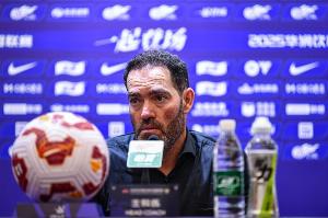 蘇亞雷斯：多兩個人作戰(zhàn)應(yīng)該把比賽拿下來，但沒有得到效果