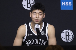 去年今日：Shams爆料崔永熙正式登陸NBA 籃網(wǎng)雙向合同與其簽約