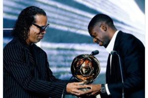 回旋鏢打臉自己登貝萊2014年發(fā)文：足球太難了，11年后獲金球