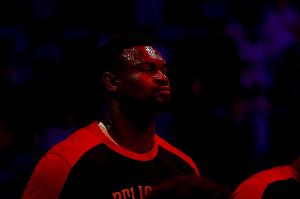 Spears：威利-格林說錫安身材很好 并說后者能打時是聯(lián)盟最佳之一