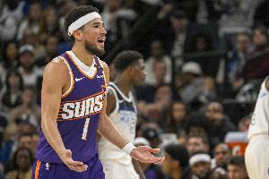 帕金斯：布克的時間在倒計(jì)時 他要證明他配得上和華子SGA相提并論