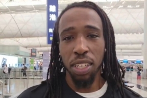 克羅斯踏上返程的航班！中國香港金牛祝他未來一切順利 后會(huì)有期