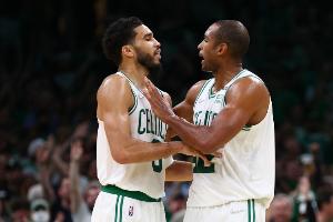 塔圖姆：奪冠后我們還在想接下來五年拿幾冠 結(jié)果一切都改變了