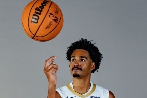 威利-格林：我們得到普爾的機(jī)會(huì)恰到好處 他整日泡在訓(xùn)練館