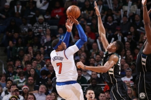 甜瓜調(diào)侃字母向他學(xué)習(xí)：我擁有科比的精神&老詹的身體 找我就對了