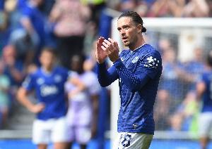 本賽季格拉利什34次帶球突破至對手禁區(qū)領跑英超，奧多伊次席