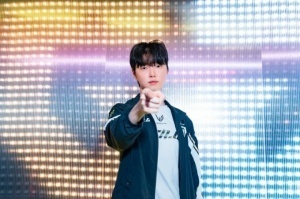 聯(lián)賽內(nèi)絕對的大王！Chovy收獲職業(yè)生涯第五座聯(lián)賽冠軍