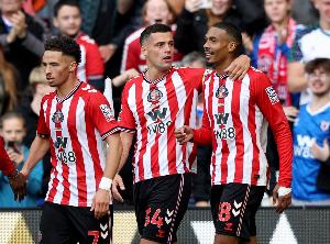 扎卡：桑德蘭看重我的經(jīng)驗(yàn)、領(lǐng)導(dǎo)力，以及我能為球隊(duì)帶來(lái)的幫助