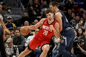 隊記：健康的火箭緊追掘金 范喬丹傷后有KD在依然能過季后賽首輪