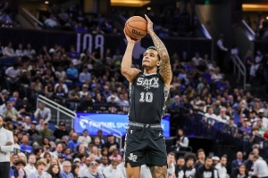 索漢：我在投籃方面調(diào)整了很多不同的地方 非常期待能展示出來