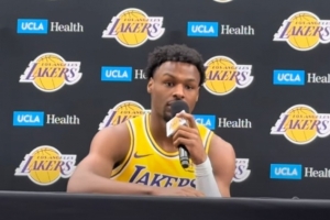 布朗尼：夏天我就是埋頭苦干 我們都知道要贏得冠軍需要付出什么