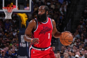 哈登：我個(gè)人成就拿滿了 目前的快船強(qiáng)大且健康&這是奪冠前提