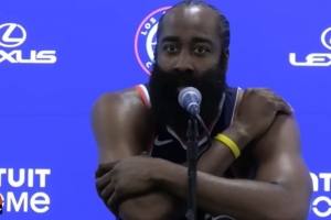 哈登：比爾曾和另外兩位球星搭檔但效果不理想 我經(jīng)歷過類似情況