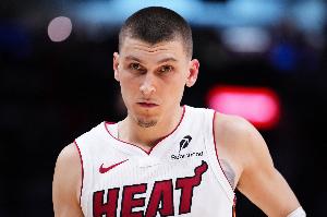 希羅稱不會(huì)因續(xù)約談判而丟掉樂趣 隊(duì)記：這是在影射巴特勒