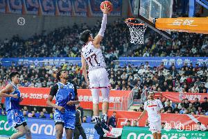 直播吧：黃榮奇簽約同曦 上賽季出戰(zhàn)38場常規(guī)賽場均6分2.1助攻