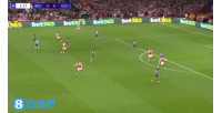 失良機！斯凱利傳中，馬丁內(nèi)利無人盯防頂偏