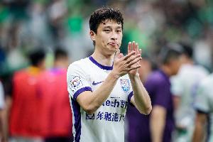 記者：巴頓或需3周左右恢復期，對陣玉昆出戰(zhàn)成疑 謝維軍情況稍好