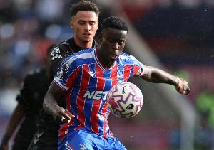 法爾克：格伊仍是拜仁首選目標(biāo)，今夏曾有意球員但未能出售金玟哉