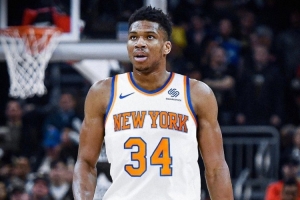 媒體人：尼克斯如果得到字母哥 東部競爭是不是就結(jié)束了？