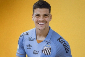 德天空：歐洲球隊詢問桑托斯門將布拉藏情況，塞薩爾向拜仁推薦他